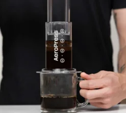 Accessoire AEROPRESS Flow Control pour contrôler l'extraction
