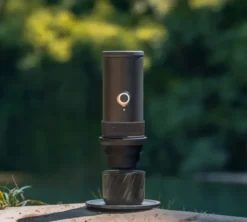 Cafetière de voyage OUTIN Mino Portable Space Grey