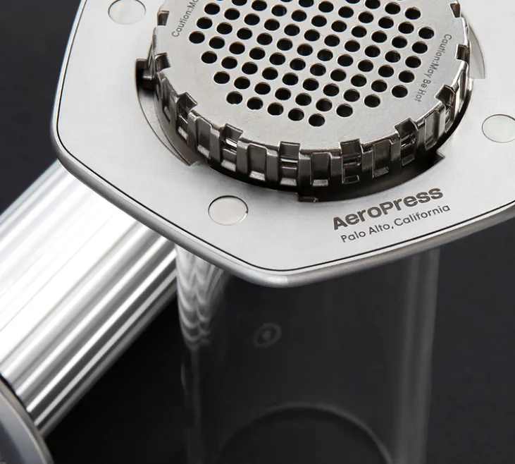 Cafetière nomade AEROPRESS Premium PR005 Silver