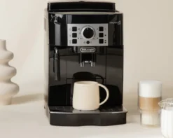 Expresso Broyeur DELONGHI Magnifica S ECAM 22.140.B - Noir
