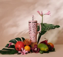 Gourde isotherme avec paille Travel cup Moani rose pastel - 90 cl - QWETCH