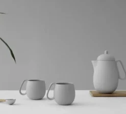 Lot de 2 tasses en porcelaine Light Grey Nina 28cl - Viva Scandinavia