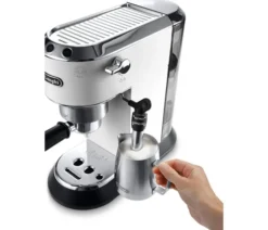 Machine expresso DELONGHI Dedica EC685.W Blanche