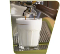 Machine expresso NUOVA SIMONELLI Oscar Mood noire avec réservoir