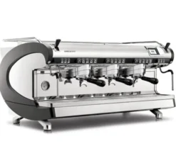 Machine expresso professionnelle Nuova Simonelli Aurelia Wave Volumétrique 3 Groupes - Noir