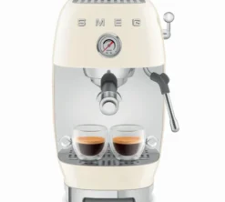 Machine expresso SMEG ECF03CREU Crème avec Cold brew