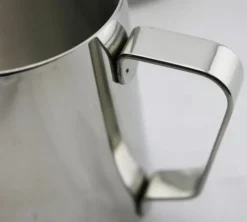 Pichet à lait gradué RHINO COFFEE GEAR 36 cl en inox