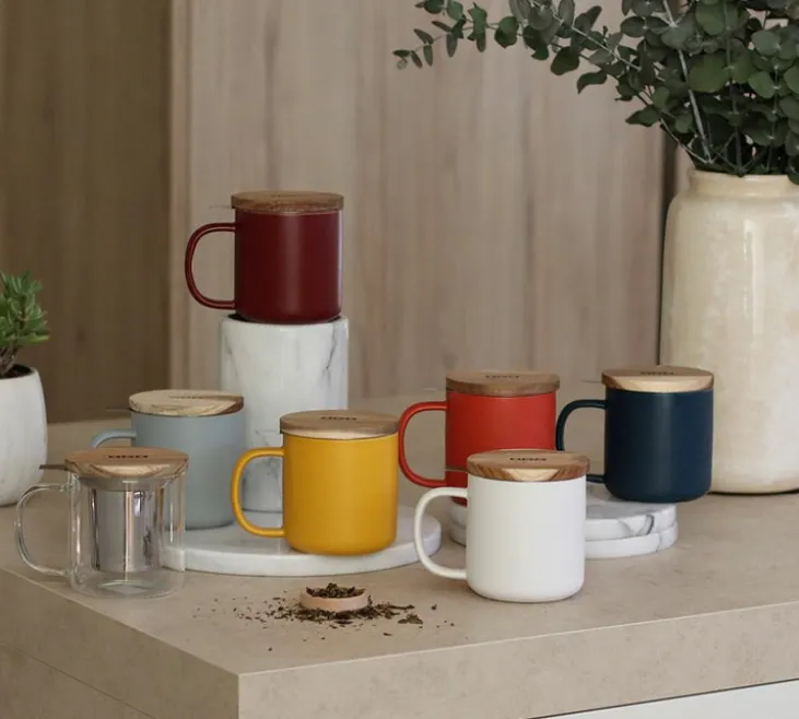 Tisanière en grès jaune 300 ml avec couvercle en bois acacia OGO Living